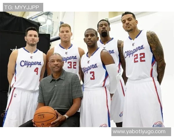 火箭队是否依赖KD的躺赢能力引发球迷热议与质疑